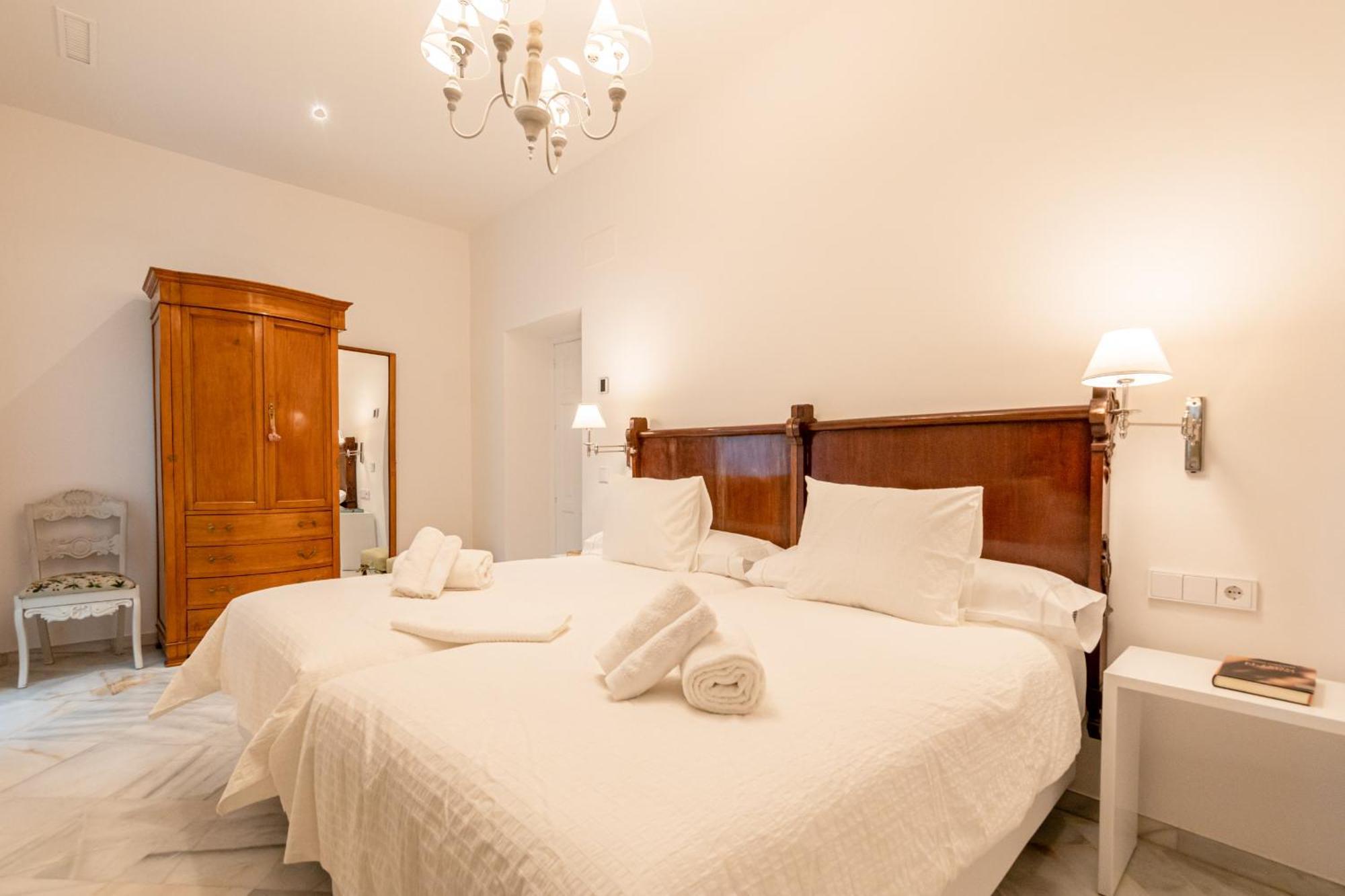 Ohliving Virgenes 7 Villa Севиля Екстериор снимка