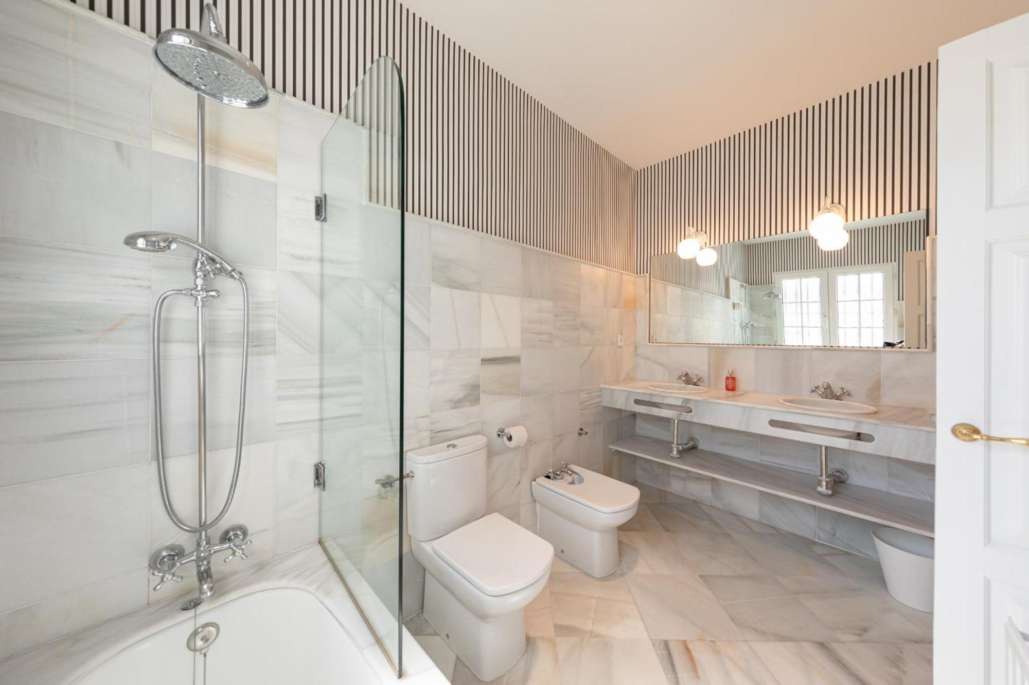 Ohliving Virgenes 7 Villa Севиля Екстериор снимка