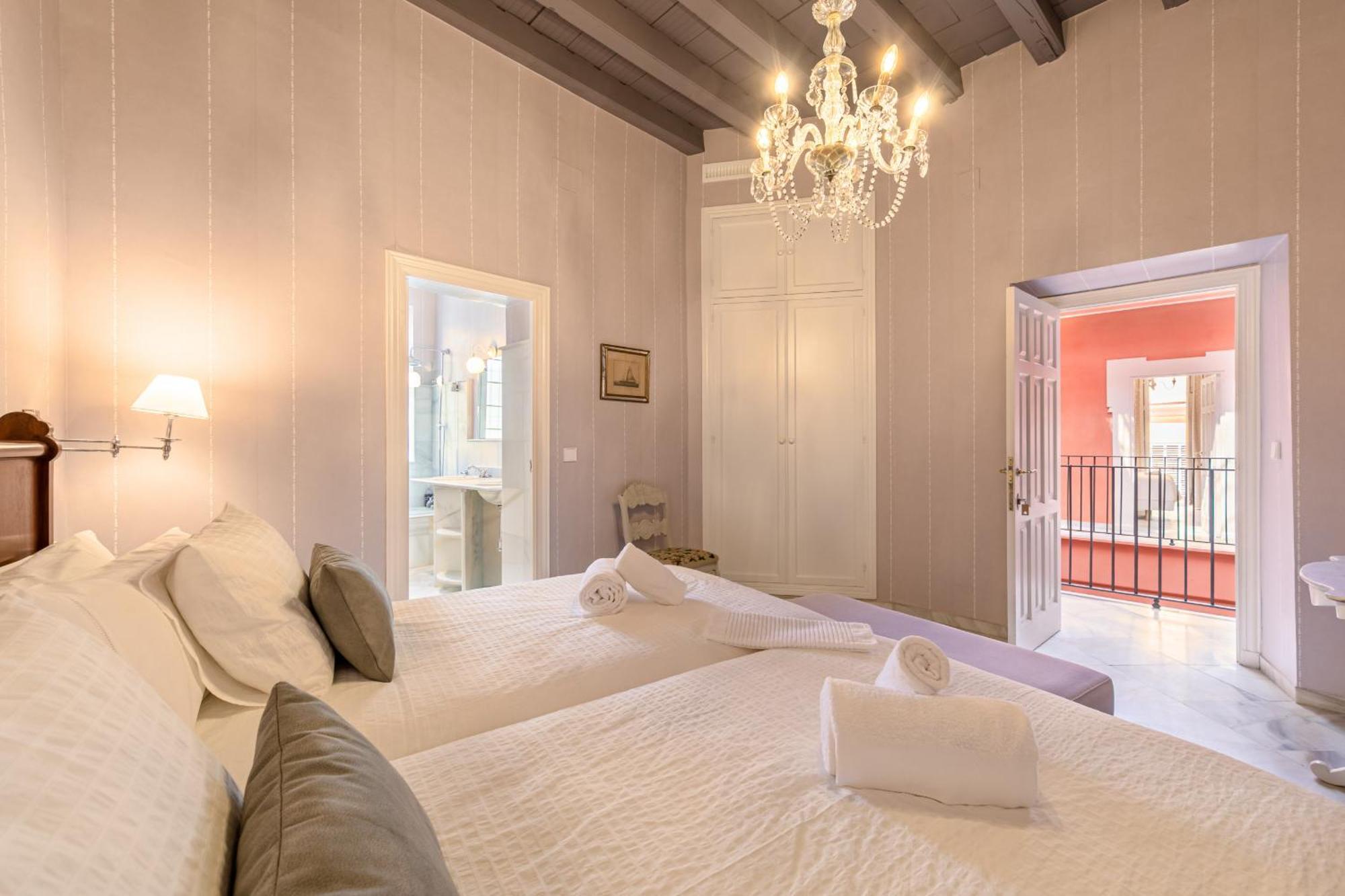 Ohliving Virgenes 7 Villa Севиля Екстериор снимка